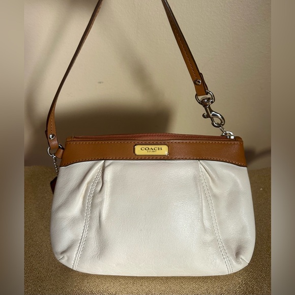 Coach Handbags - Coach Cream Leather Wristlet